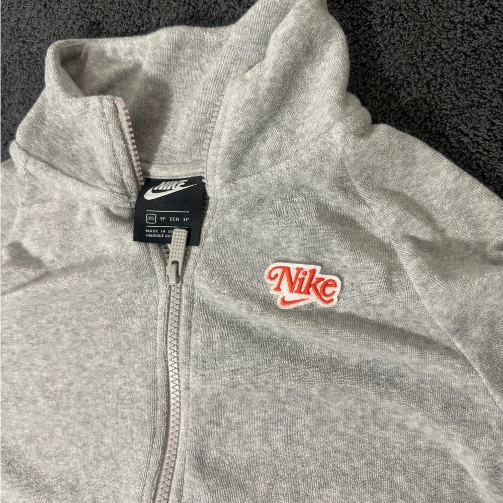 Nike Heather Gray Terry Cloth Zip-Up Jacket- Size XS - Picture 2 of 5